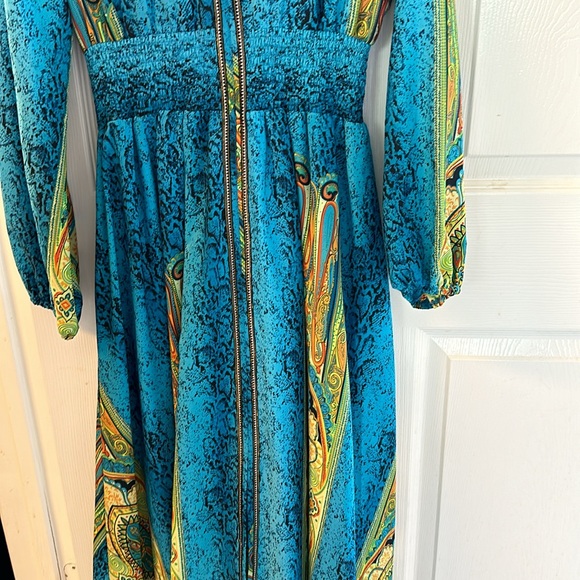Women’s long sleeve maxidress, aqua with Paisley pattern size small - Picture 3 of 9